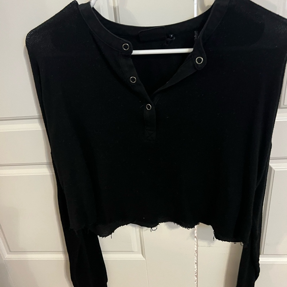 Urban Outfitters Black Long Sleeve Cropped Button Down Shirt